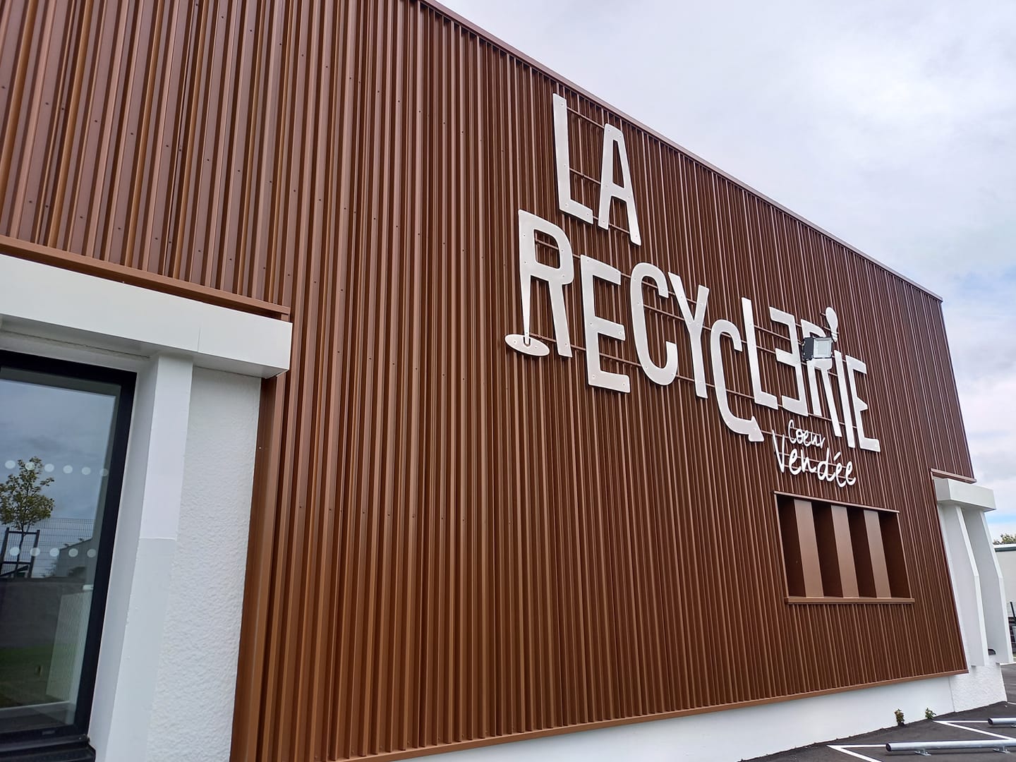 bâtiment recyclerie coeur vendée